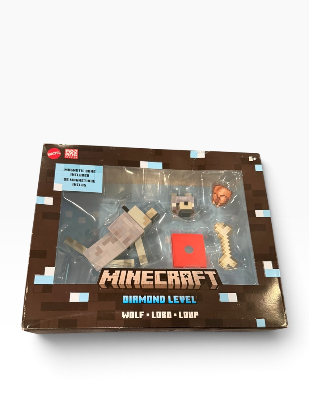 Mattel Minecraft Diamond Level Wolf Figure Playset - Gray, Tan, Red